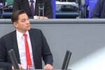 Diskussion um Politiker in der Rentenkasse. Quelle: Youtube Screenshot