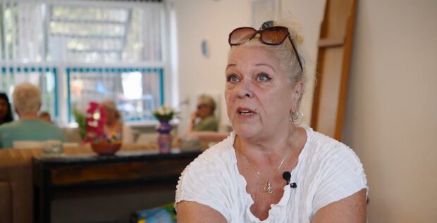 „Ich habe keinen ruhigen Lebensabend“: 62-Jährige kämpft mit zwei Jobs gegen die Armut
