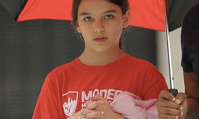 Suri Cruise. Quelle: Screenshot YouTube