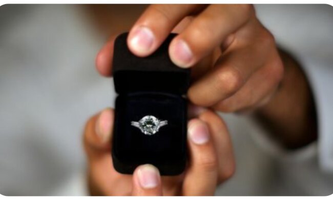 Verlobungsring. Quelle: mirror.com