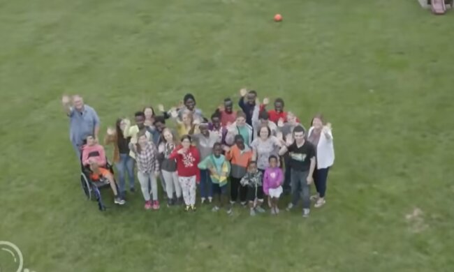 Familie Briggs. Quelle: Screenshot Youtube