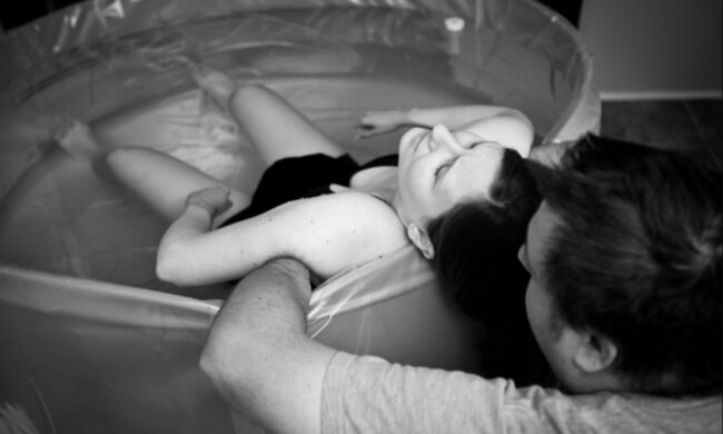 Hausgeburt: Welche Stars haben es an sich selbst gespürt