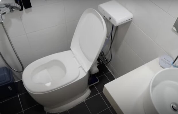 Toilette . Quelle: Screenshot YouTube