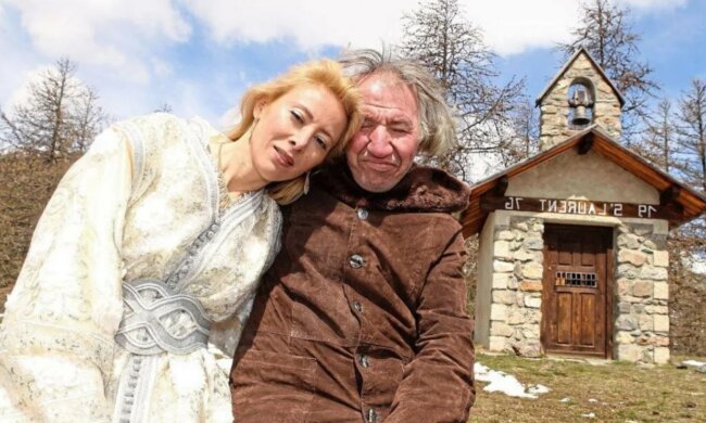 Eine blonde Frau heiratete einen alten Millionär wegen des Geldes: Aber der Mann war kluger und schlauer