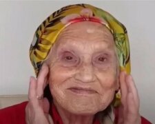 "Mehr Helligkeit": Ein Stylist verwandelte gekonnt eine Oma, die sich an ihn wandte