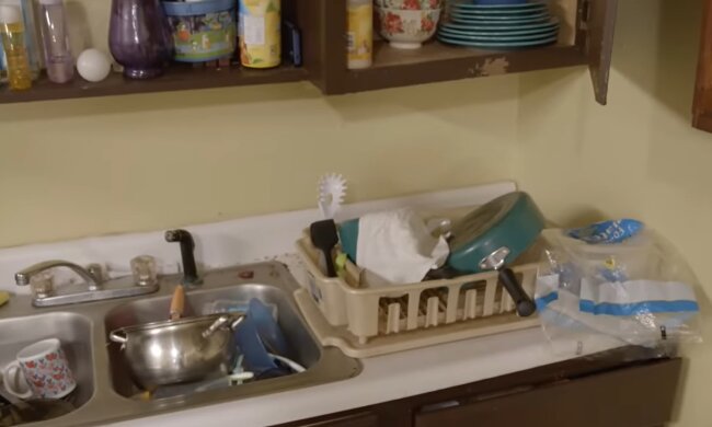 Messie-Wohnung. Quelle: Youtube Screenshot