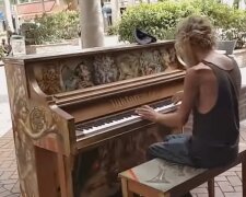 Pianist. Quelle: Screenshot YouTube