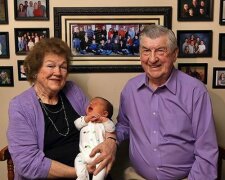 Große Familie: Das Paar hat bereits seinen hundertsten Enkel bekommen