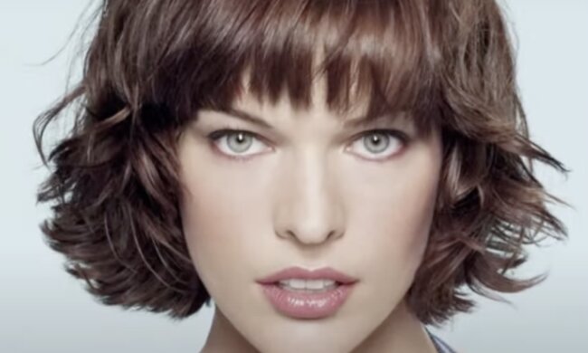 Milla Jovovich. Quelle: Screenshot YouTube