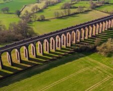 Göltzschtalbrücke: eines der größten Ziegelstein-Viadukte der Welt und Deutschlands