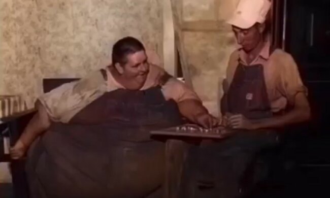 Mit 12 Jahren 133 Kilo wiegen: die Geschichte des größten Menschen, Jon Brower Minnoch