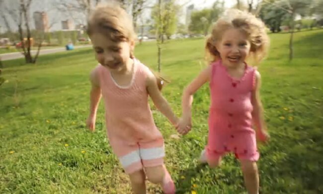 Zwei Mädchen, die nie erwachsen wurden, konnten ein Schlüssel zur menschlichen  "Unsterblichkeit" sein