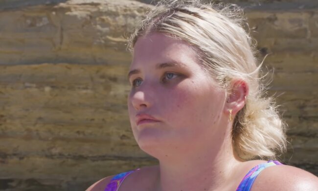 Das Geheimnis der Frau, die nie lächelt. Quelle: Youtube Screenshot