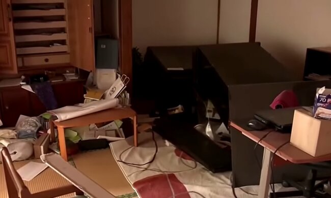 Eine Wohnung, die vom Erdbeben erschüttert wurde. Quelle: Youtube Screenshot