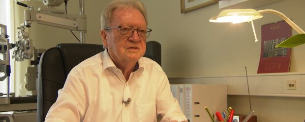 "Ich kann sie nicht verlassen": 84-jähriger deutscher Arzt hilft Patienten ohne Krankenversicherung