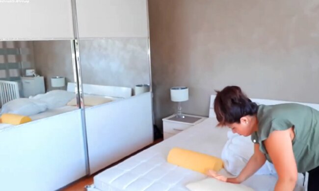 Einfache Hausmittel dafür, um Matratze zu Hause von Staub und Schmutz zu reinigen