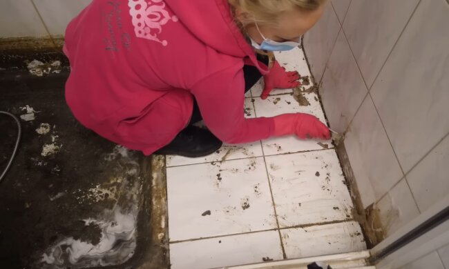 Frau beim Putzen. Quelle: Youtube Screenshot