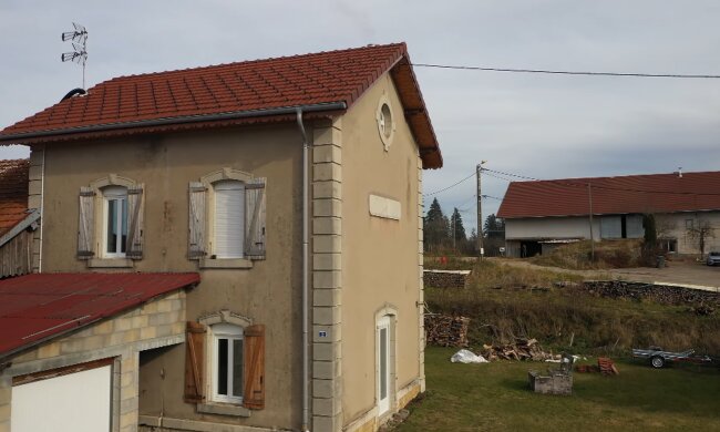 „Warum unser Haus im Winter besser riecht als der Geldbeutel“. Quelle: Youtube Screenshot