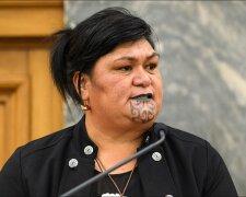 Zum ersten Mal in der Geschichte ist eine Frau Außenministerin Neuseelands geworden, Details