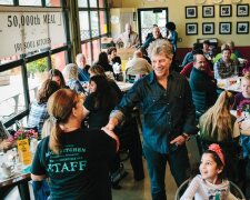 John Bon Jovi eröffnete ein Restaurant, in dem man kostenlos essen kann