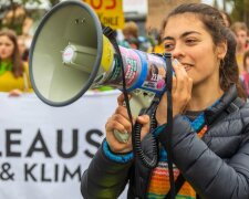 Von der Erde in die Sonne. Quelle: Youtube Screenshot