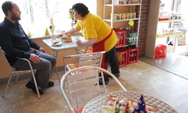 Restaurant trotzt veganem Druck. Quelle: Youtube Screenshot