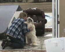 Wahre Geschichte: eine Familie musste den Hund einen Moment vor dem Tornado zu Hause lassen
