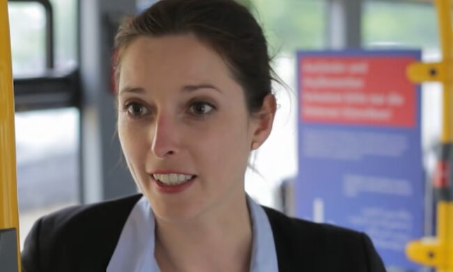 Ein aufsehenerregender Vorfall in einem Bus. Quelle: Screenshot YouTube