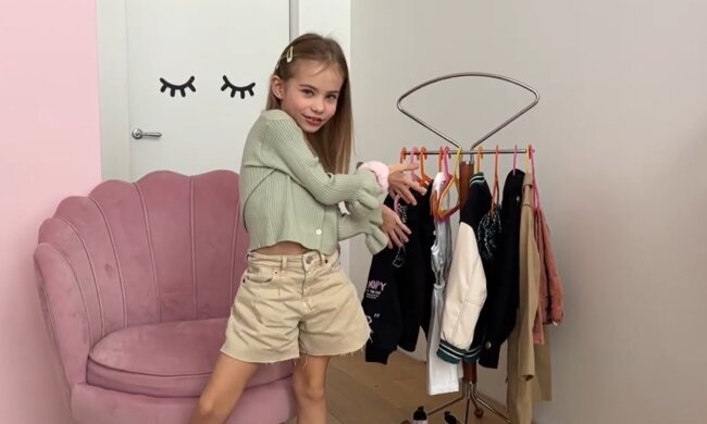 Untypische Kindermode. Quelle: Screenshot YouTube