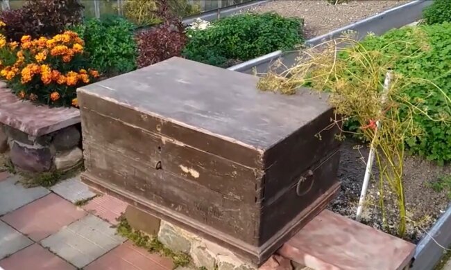 Alte Kiste. Quelle: Youtube Screenshot