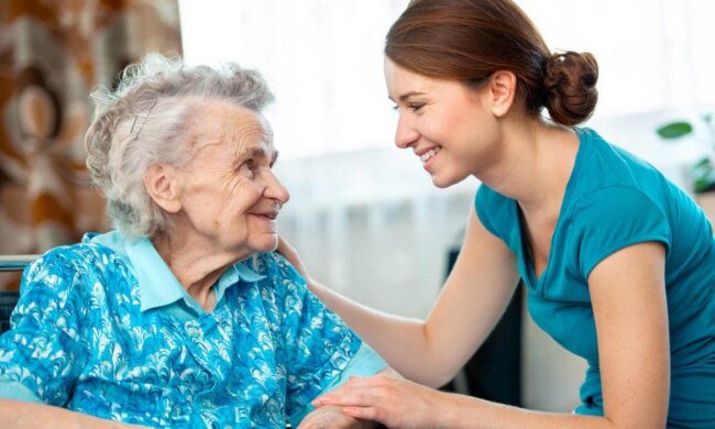 In welchem Alter erscheint seniler Geruch und wie kann man damit umgehen