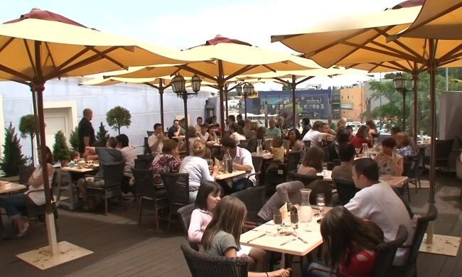 „Getrennt zahlen verboten“: Restaurant sorgt für Empörung bei Gästen
