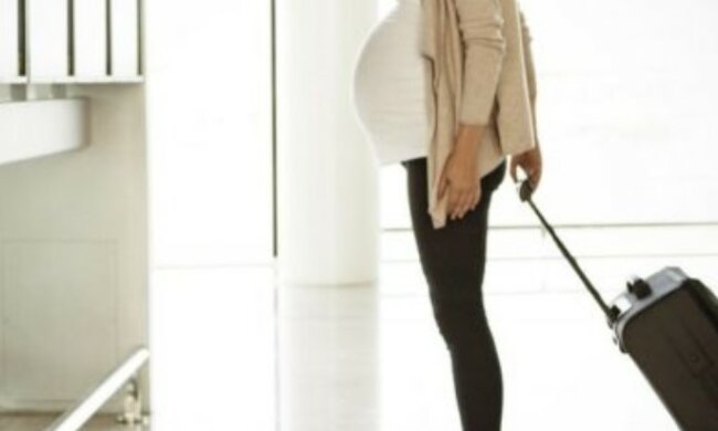 Happy Ticket: Eine Frau hat im Flugzeug entbunden, jetzt kann ihr Kind sein Leben lang kostenlos reisen