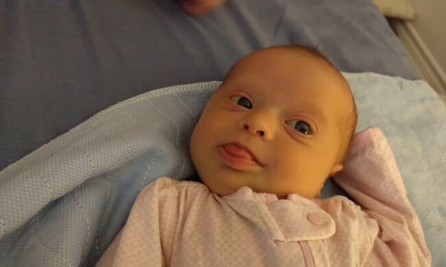 Ein besonderes Mädchen wurde adoptiert. Quelle: Youtube Screenshot