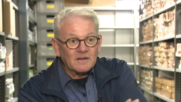 Alt, müde – aber pleite. Quelle: Youtube Screenshot