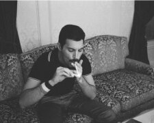Freddie Mercury: bisher unveröffentlichte Fotos aus dem persönlichen Archiv des Führers der Queen-Gruppe