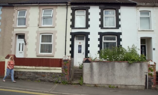 Unaufhörliche Forderungen. Quelle: Youtube Screenshot