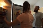 „Mein Partner und ich leben vom Nichts – unser Kühlschrank ist leer“. Quelle: Youtube Screenshot