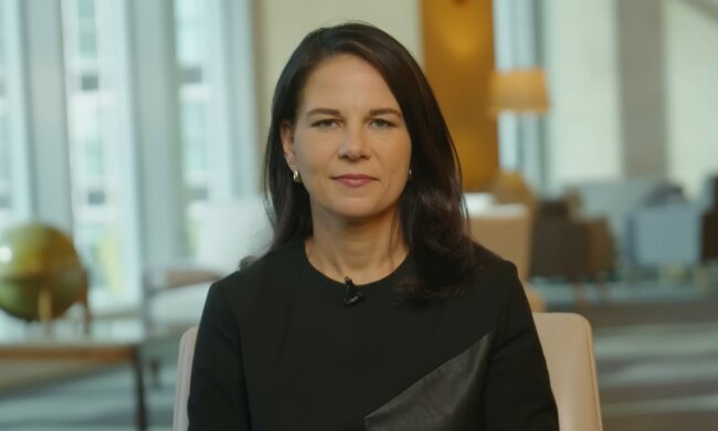 Debatte um Politiker-Styling. Quelle: Youtube Screenshot