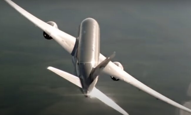 Flugzeug. Quelle: Screenshot YouTube