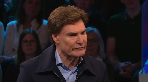 Maschmeyer spricht von Kanzlerproblem in Deutschland. Quelle: Youtube Screenshot