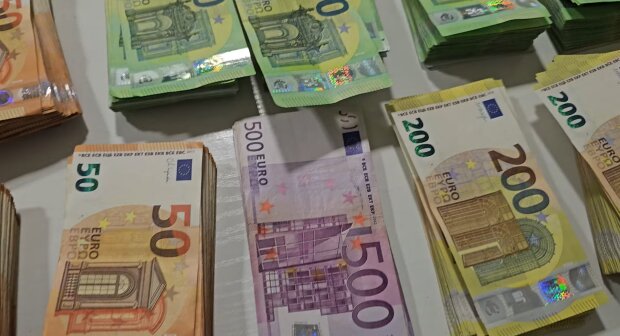 Geld reicht nie. Quelle: Youtube Screenshot