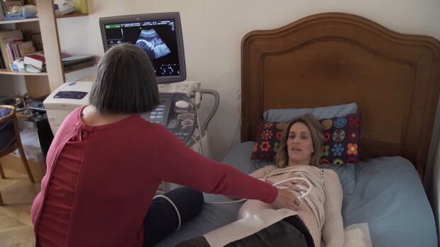 „Bevölkerungskrise? Diese Mutter tut etwas dagegen!“ Quelle: Youtube Screenshot