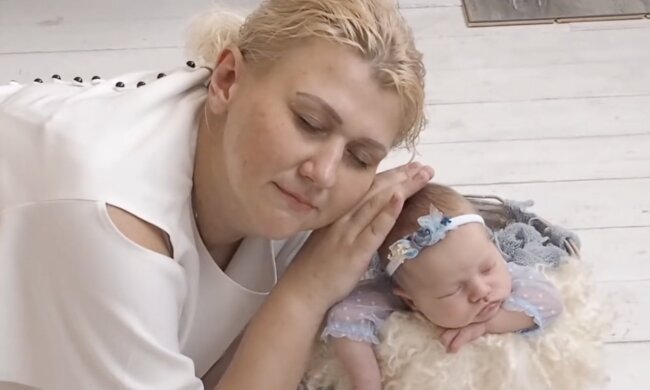 Mutter und Tochter.  Quelle: Screenshot YouTube