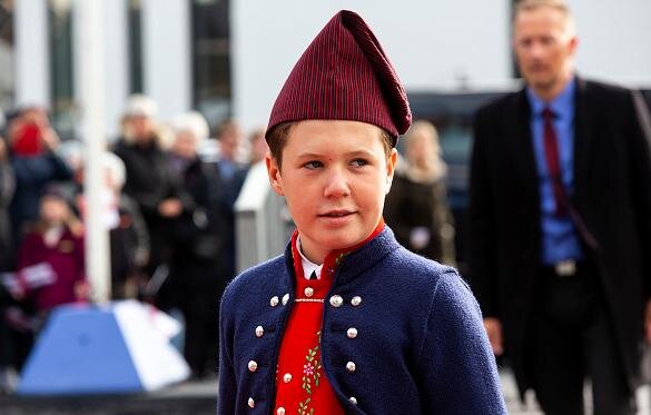 Es gibt nur wenige von ihnen, aber sie existieren immer noch: die echten jungen Prinzen und Prinzessinnen Europas