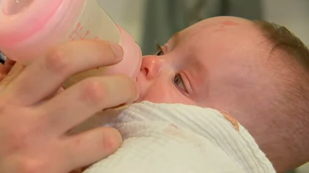 Neugeborene Baby.  Quelle: Youtube Screenshot