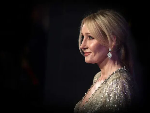 Vom Idol zum Antihelden: Wie die Welt sich in Joan Rowling verliebte und sie dann ablehnte