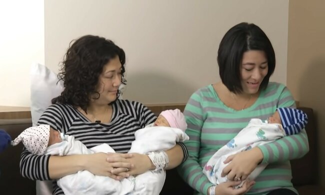 Lang ersehnte Freude der Mutterschaft für Schwestern. Quelle: Screenshot YouTube