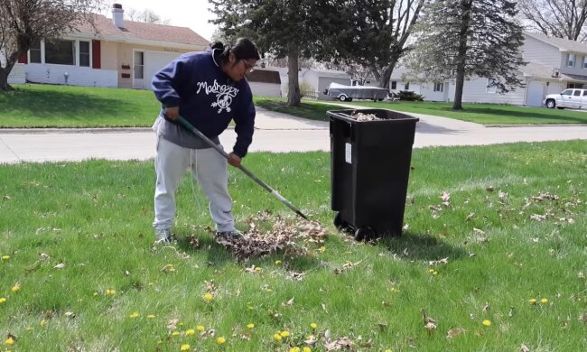 Ein Herz für Sauberkeit. Quelle: Youtube Screenshot