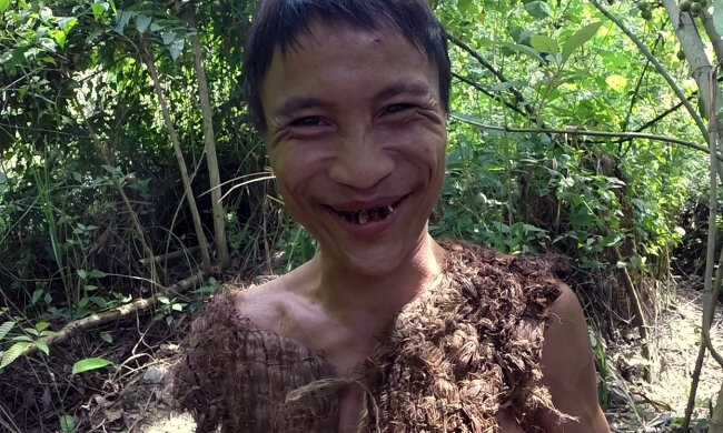 Der Mann versteckte sich mehr als vierzig Jahre im Dschungel: Er wusste nichts von der Existenz der Frauen und war glücklich